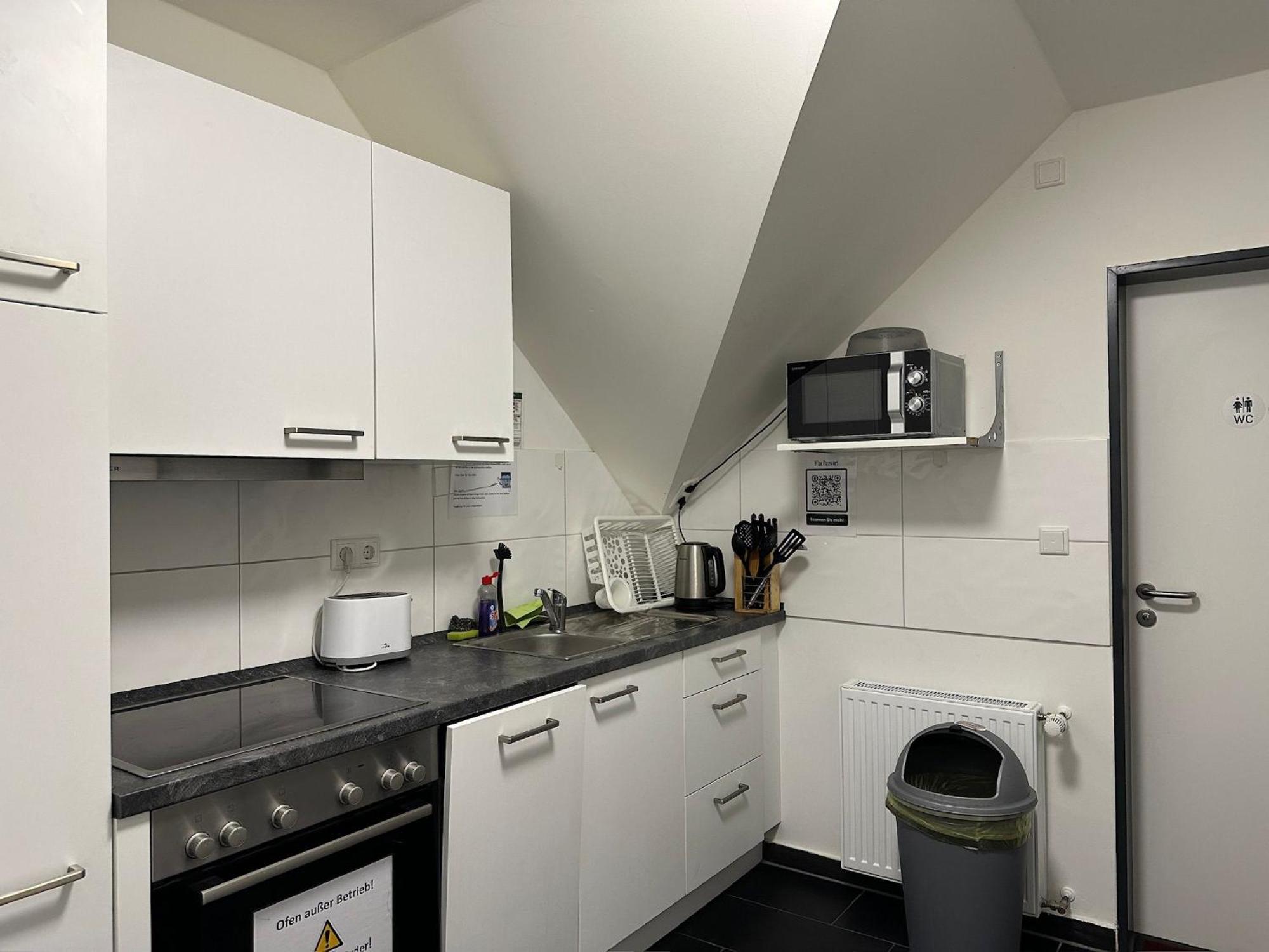 Mk Hostel Oyten - Free Wifi & Parking - 24H Check-In Exterior foto
